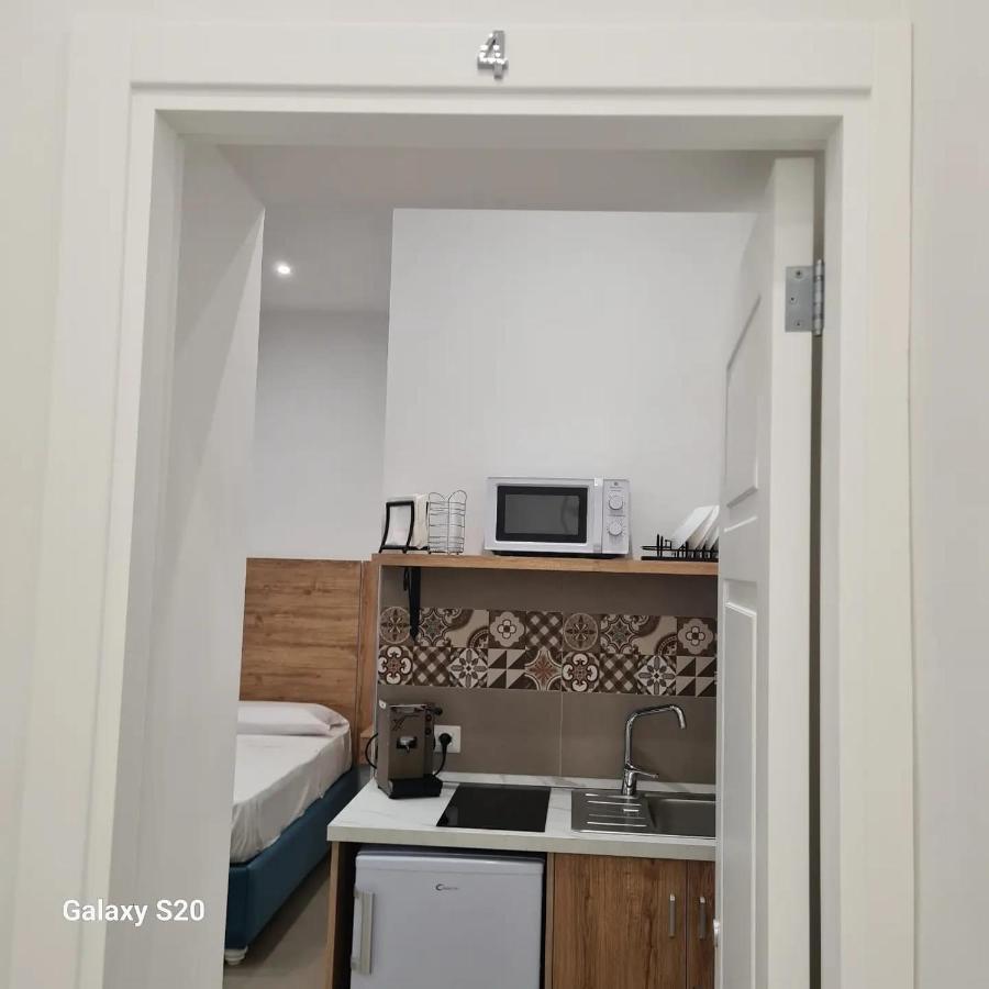 Residenza Nascari Al Plebiscito Hotell Neapel Exteriör bild
